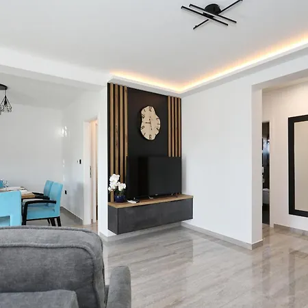 Tereza With Free Parking Задар