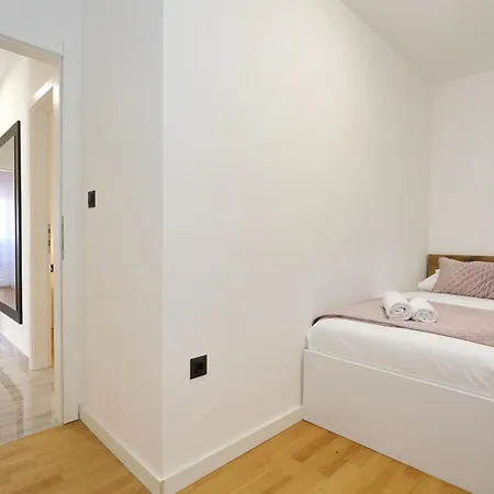 Tereza With Free Parking * Задар